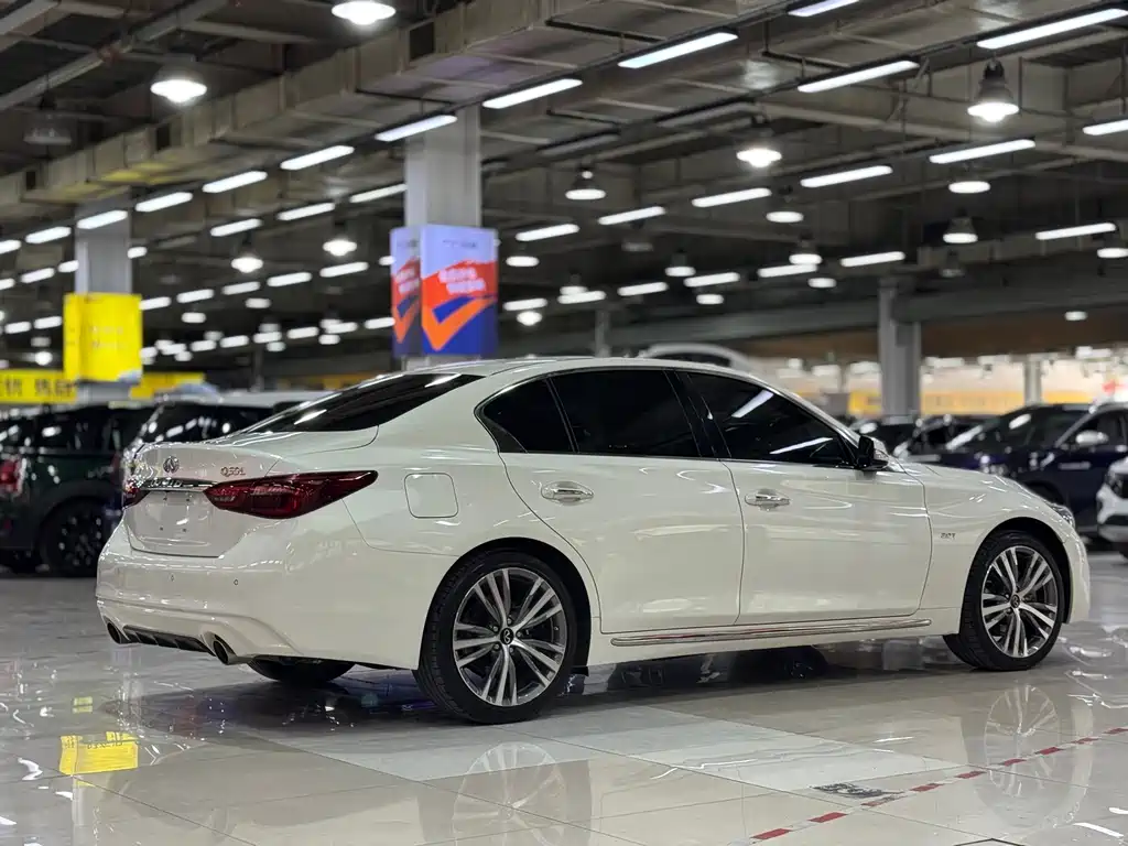Infiniti Q50L 2023 — фото 4