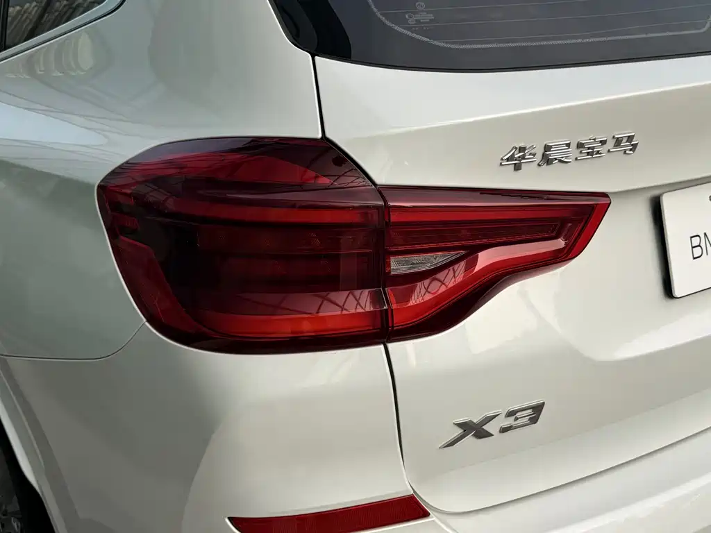 BMW X3 2019 — фото 11