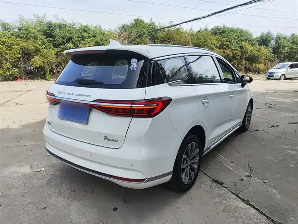 BYD Song MAX 2021
