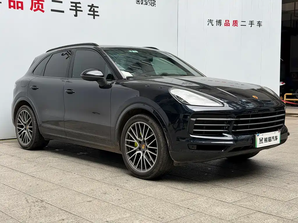 Porsche Cayenne Hybrid 2022 — фото 3