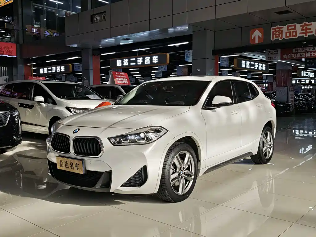 BMW X2 2023 — фото 1