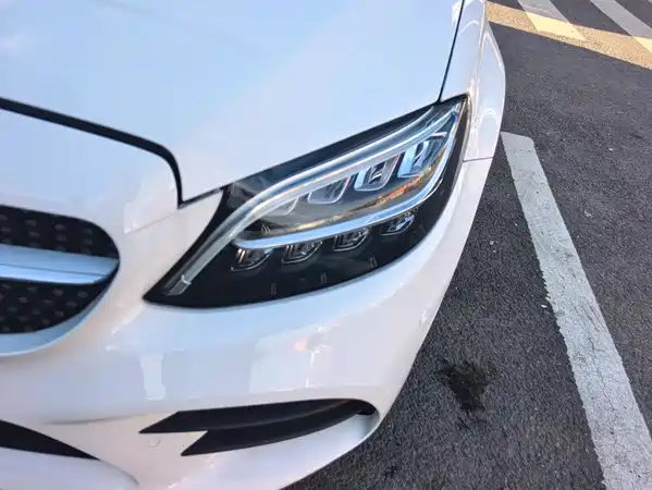 Mercedes-Benz C-Class 2021
