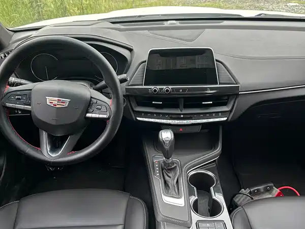 Cadillac CT4 2020