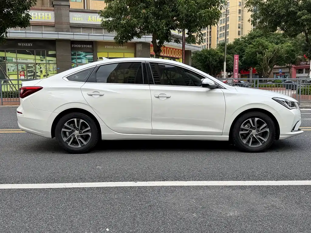 Changan Escape 2018 — фото 11