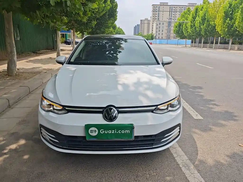Volkswagen Golf 2021