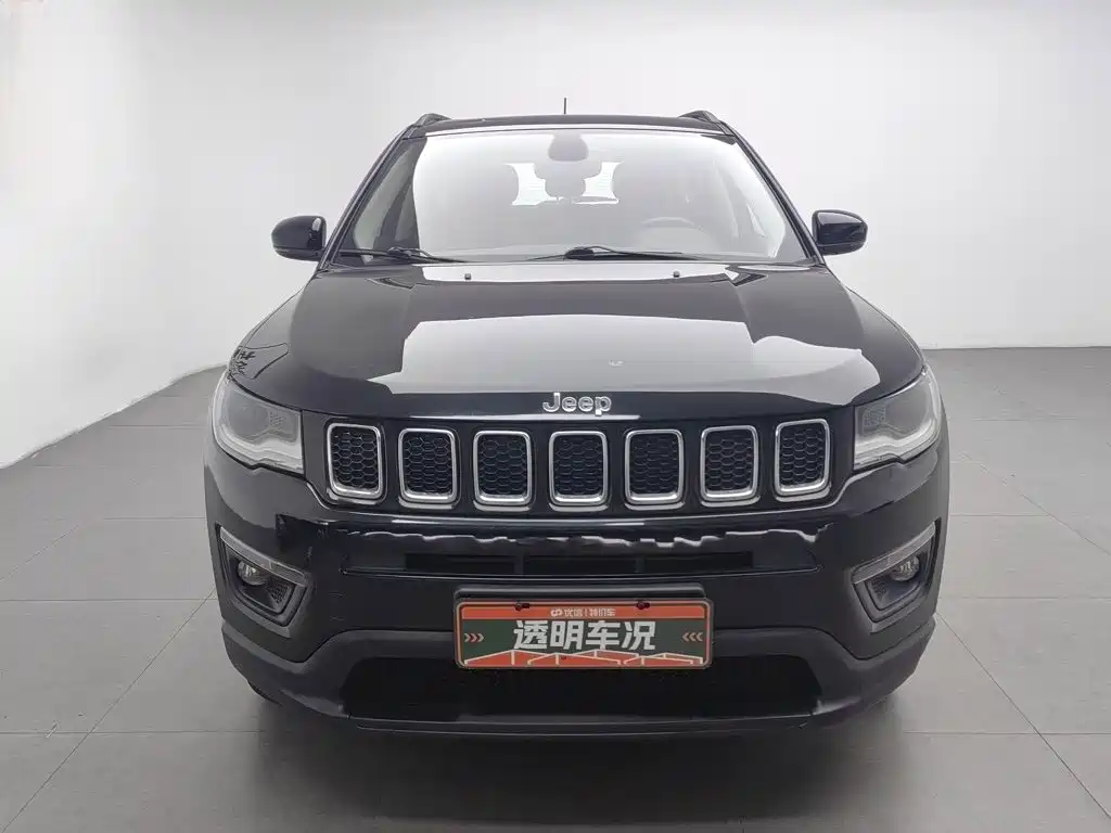 Jeep Compass 2017 — фото 3