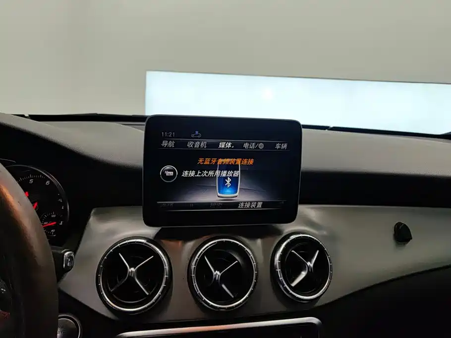 Mercedes-Benz CLA 2016 — фото 13
