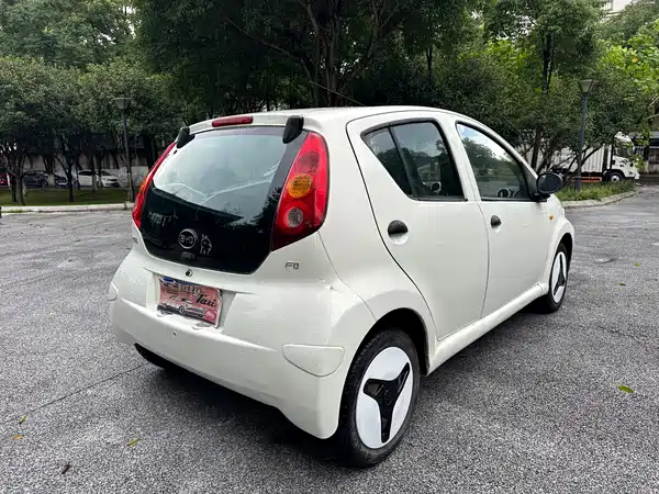 BYD F0 2016