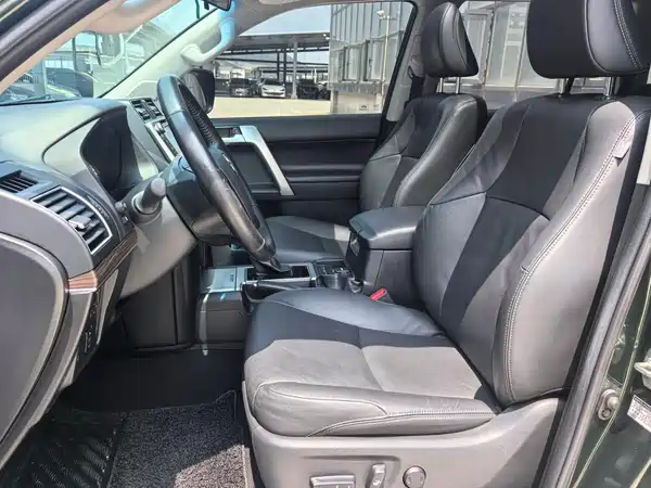 Toyota Prado 2019