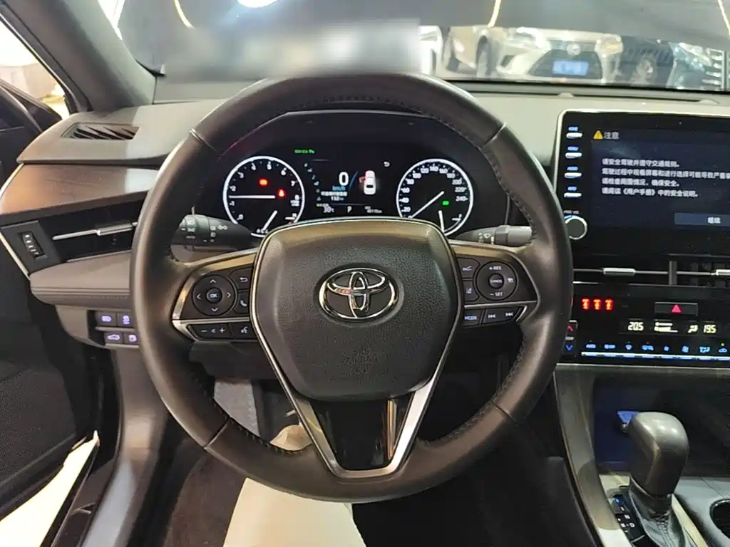 Toyota Avalon 2020 — фото 11