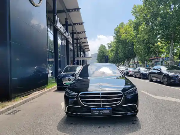 Mercedes-Benz S-Class 2022