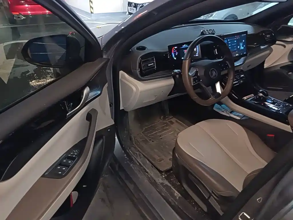 BYD Qin PLUS 2025 — фото 16