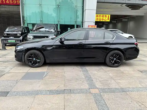 BMW 5 Series 2012
