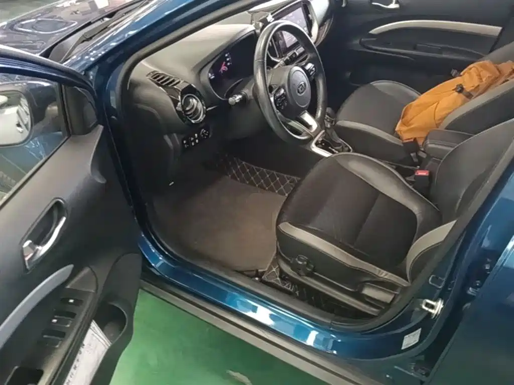 Kia KX1 2019 — фото 16