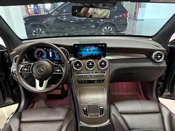 Mercedes-Benz GLC 2022