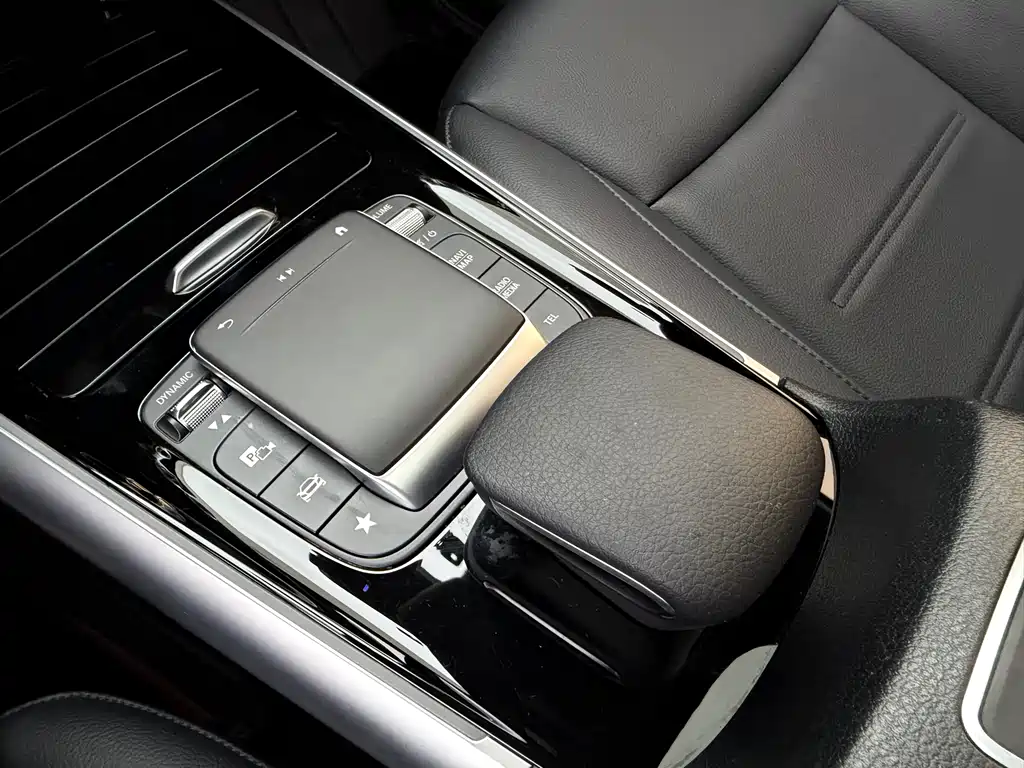 Mercedes-Benz GLA 2022 — фото 19