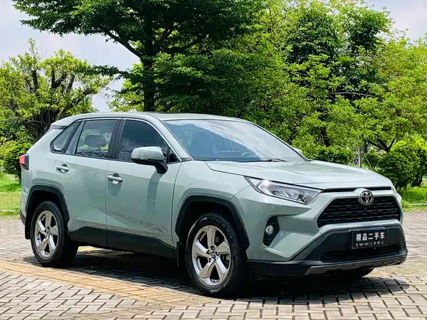 Toyota RAV4 2021