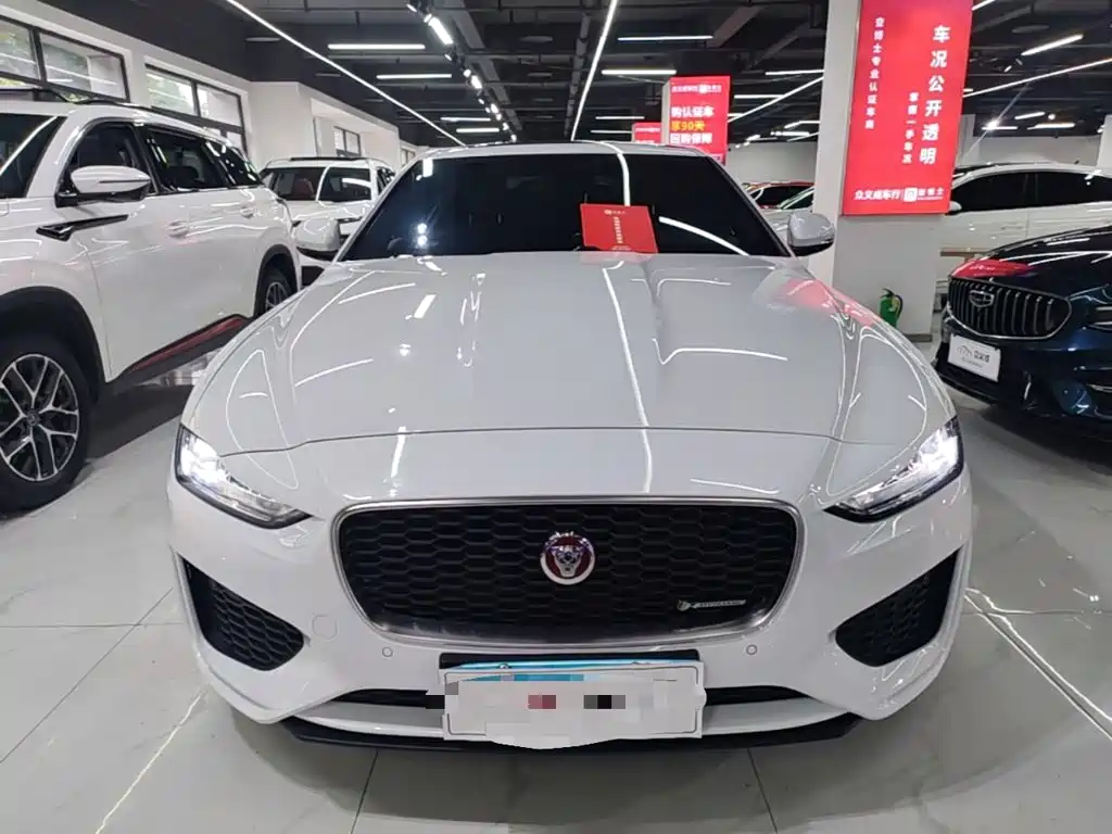 Jaguar XEL 2023 — фото 3