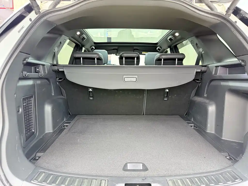 Land Rover Discovery Sport 2020 — фото 14