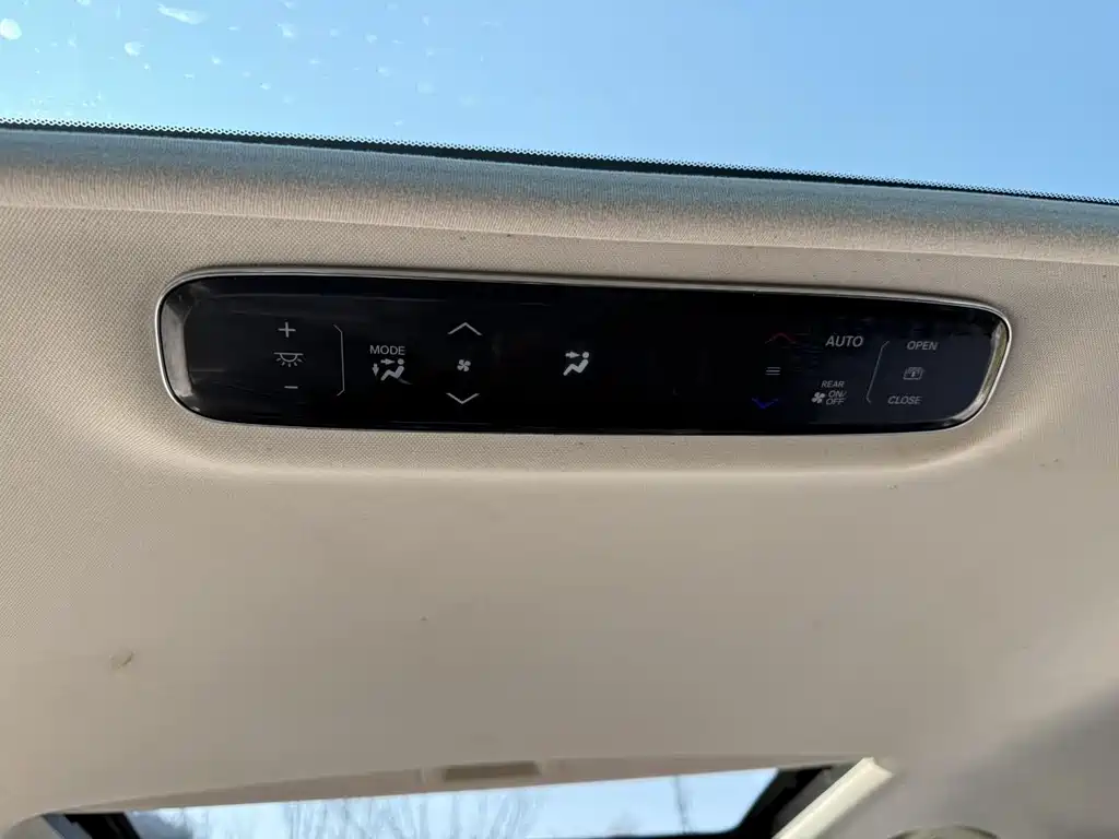 Honda Elysion 2018 — фото 15