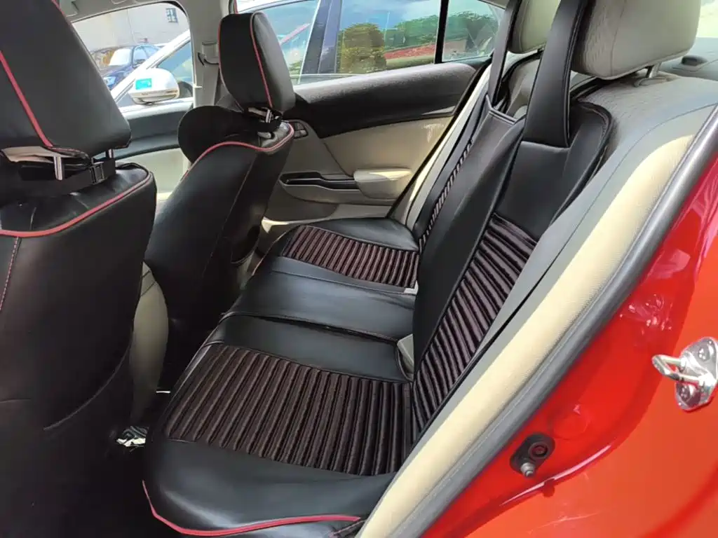 Honda Civic 2015 — фото 17