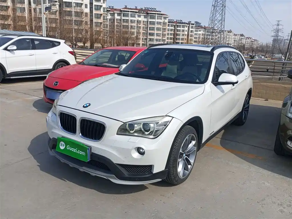 BMW X1 2015 — фото 1