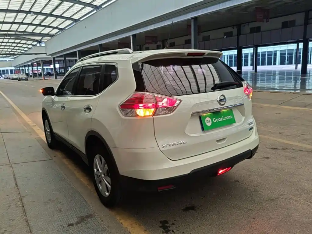 Nissan X-Trail 2015 — фото 5