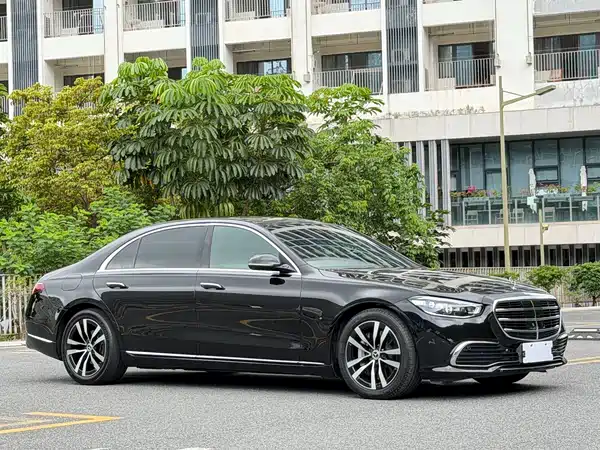 Mercedes-Benz S-Class 2021
