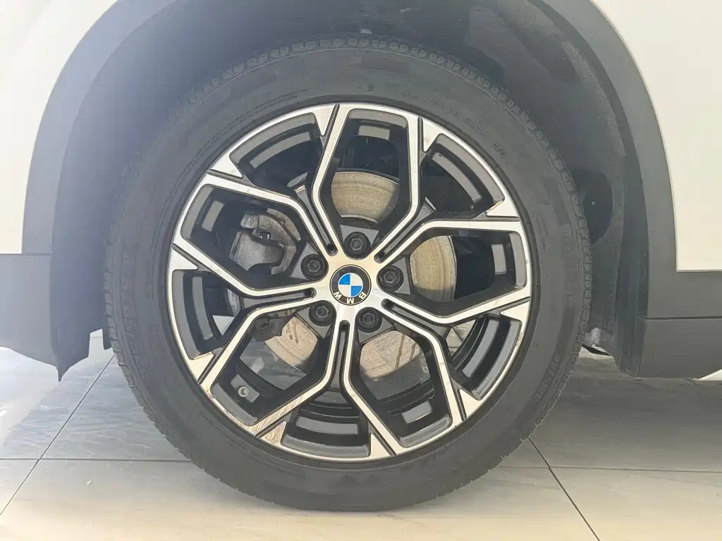 BMW X1 2022 — фото 17