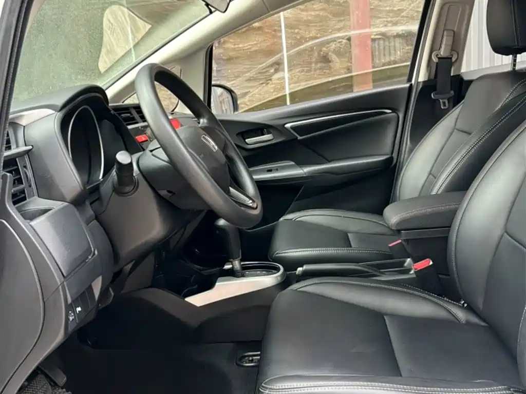 Honda Fit 2017 — фото 9