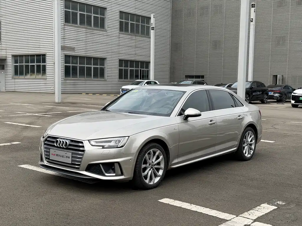 Audi A4L 2019 — фото 9