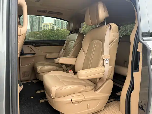 Buick GL8 2017