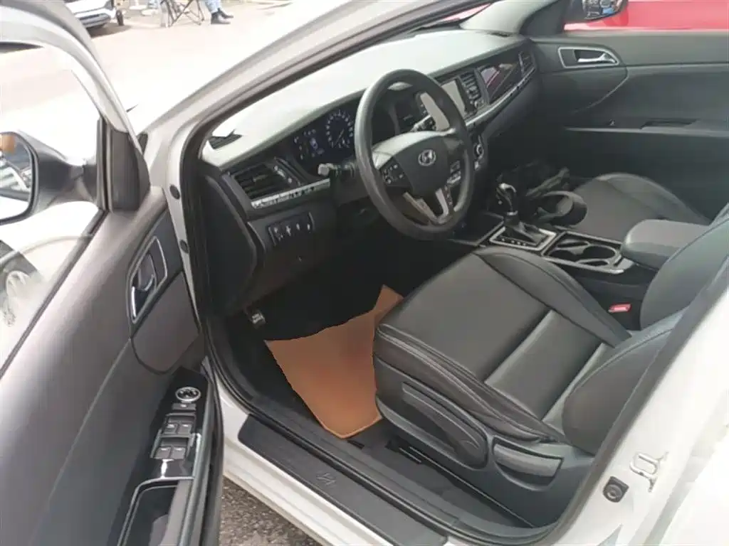 Hyundai Mistra 2017 — фото 16