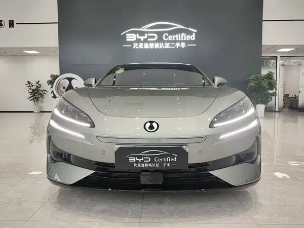 Denza Z9GT 2025