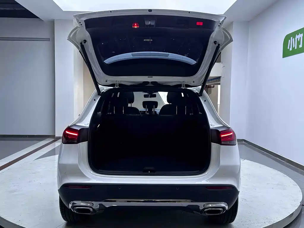 Mercedes-Benz GLA 2021 — фото 19