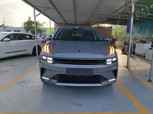 Lynk & Co 06 EM-P 2022