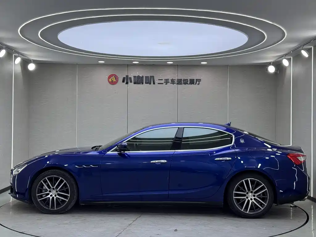 Maserati Ghibli 2017 — фото 19