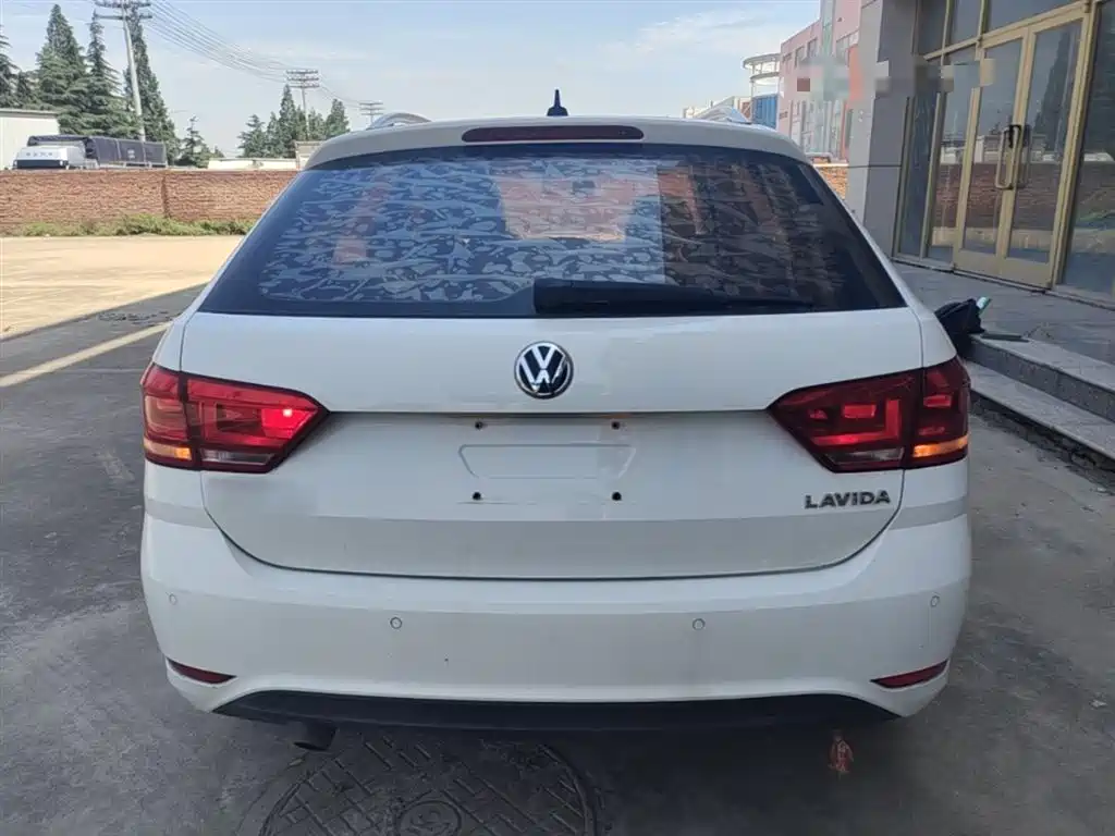 Volkswagen Gran Lavida 2017 — фото 6
