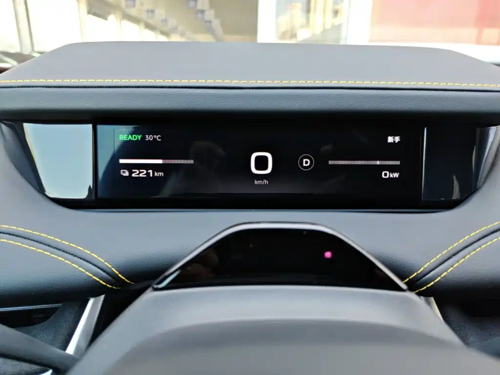 Xiaomi SU7 Ultra 2025 — фото 12