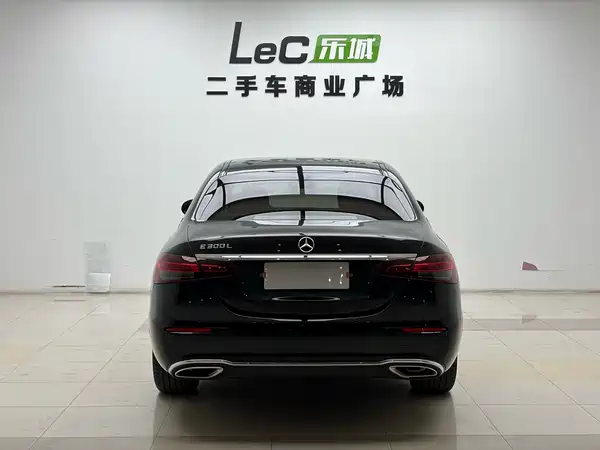 Mercedes-Benz E-Class 2021