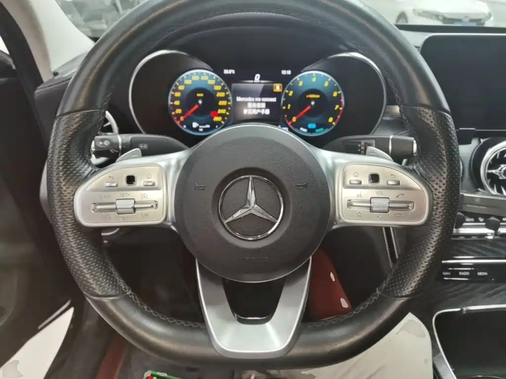 Mercedes-Benz C-Class 2020 — фото 11