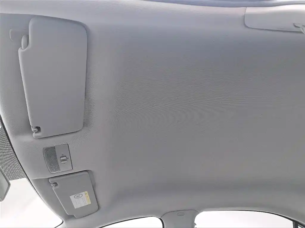 Volkswagen Jetta 2015 — фото 14