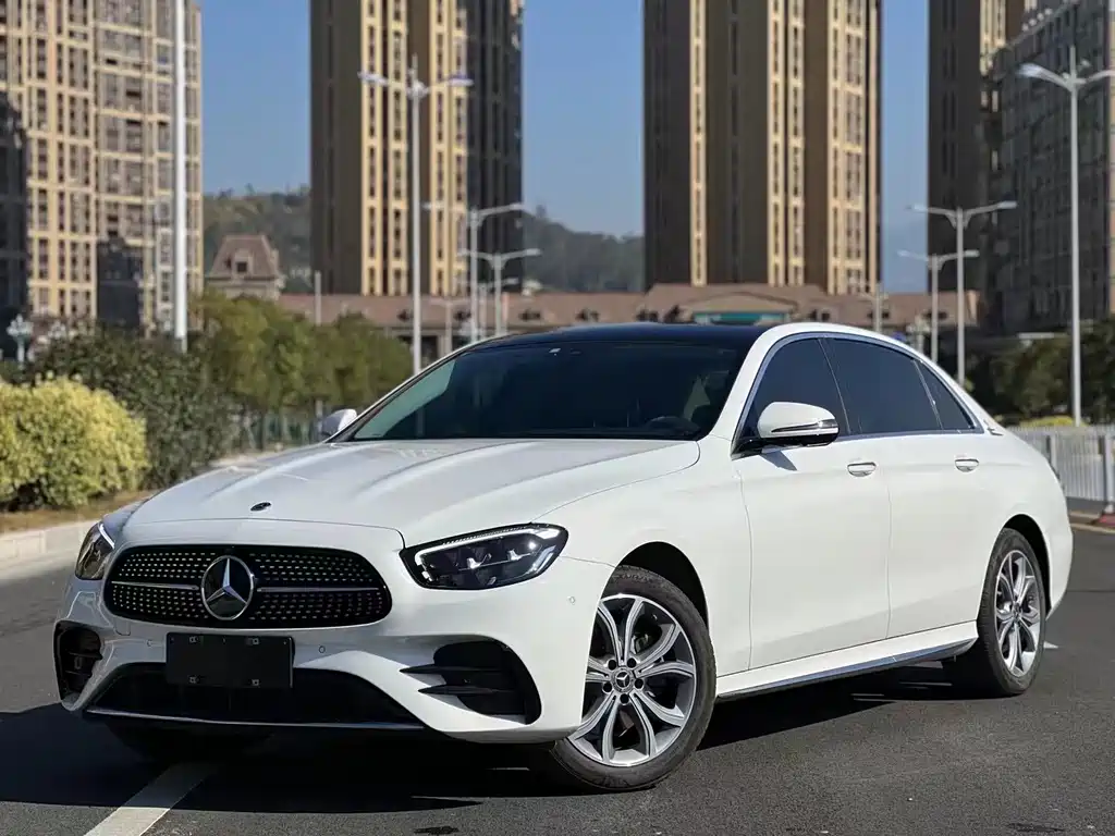 Mercedes-Benz E-Class 2023