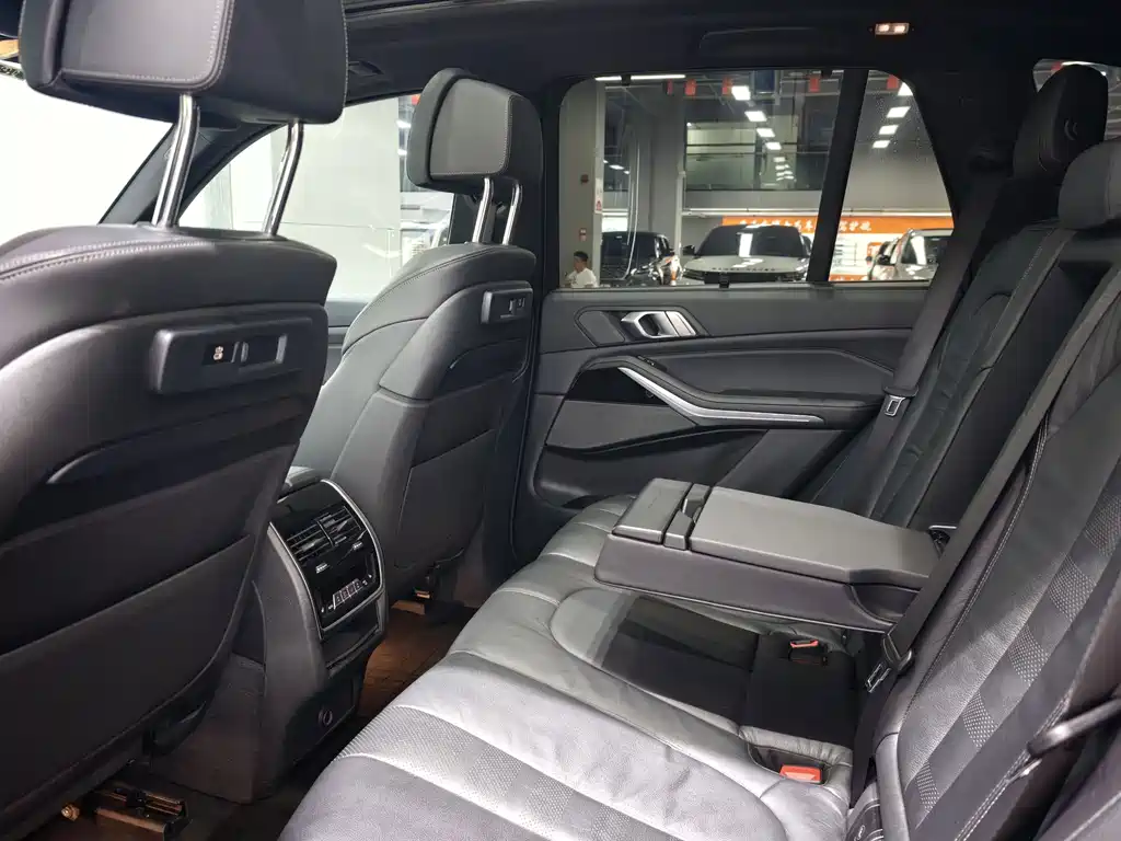 BMW X5 2019 — фото 11