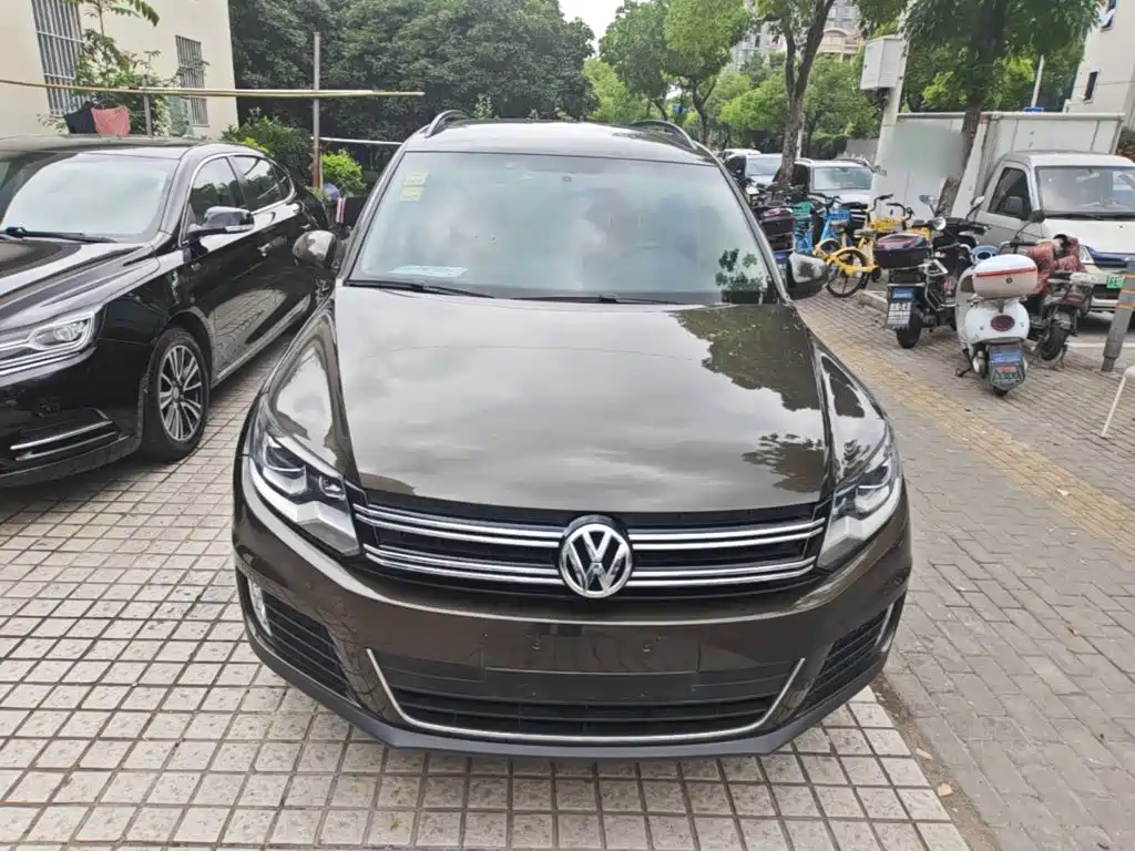 Volkswagen Tiguan 2015 — фото 3