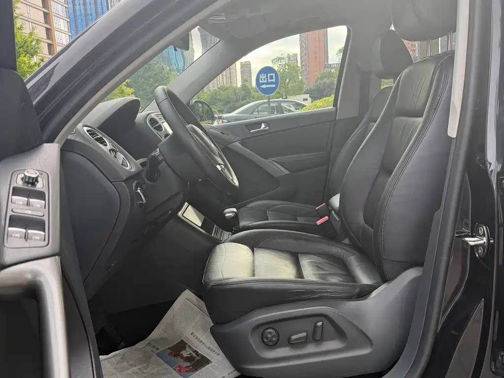 Volkswagen Tiguan 2011