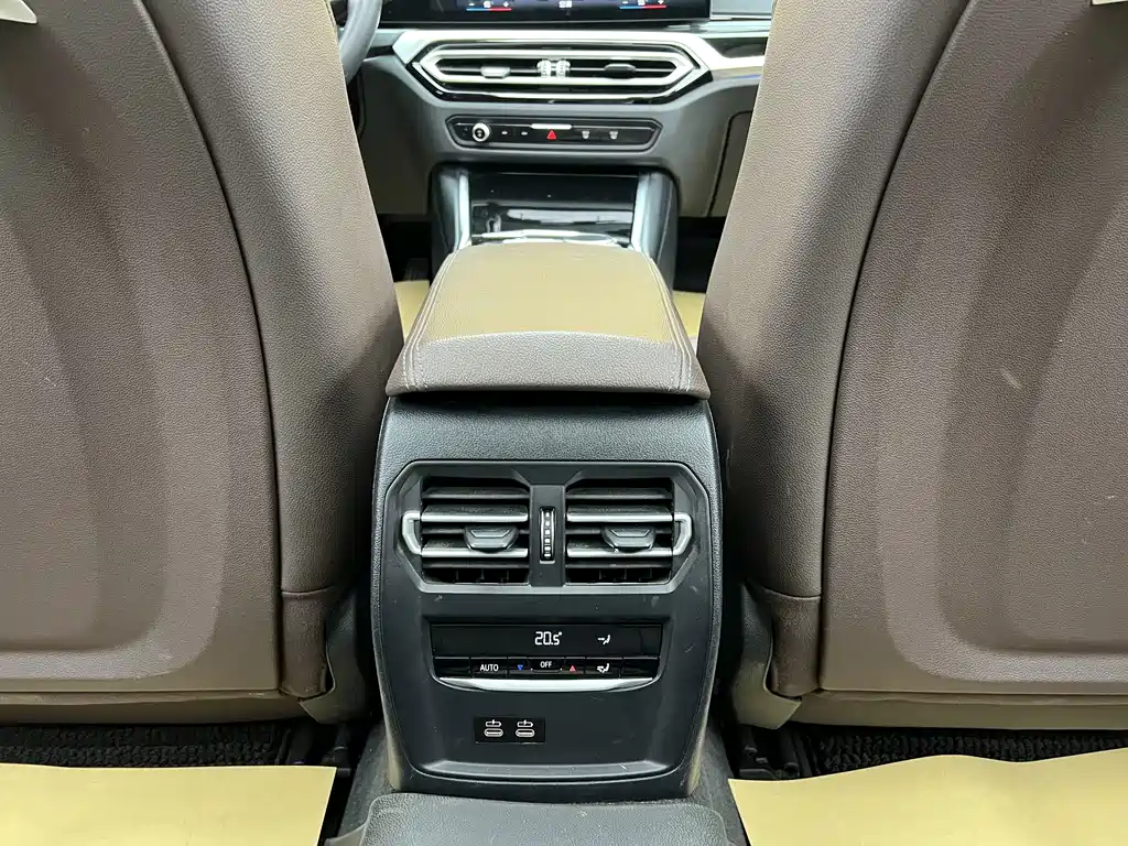 BMW i3 2023 — фото 22