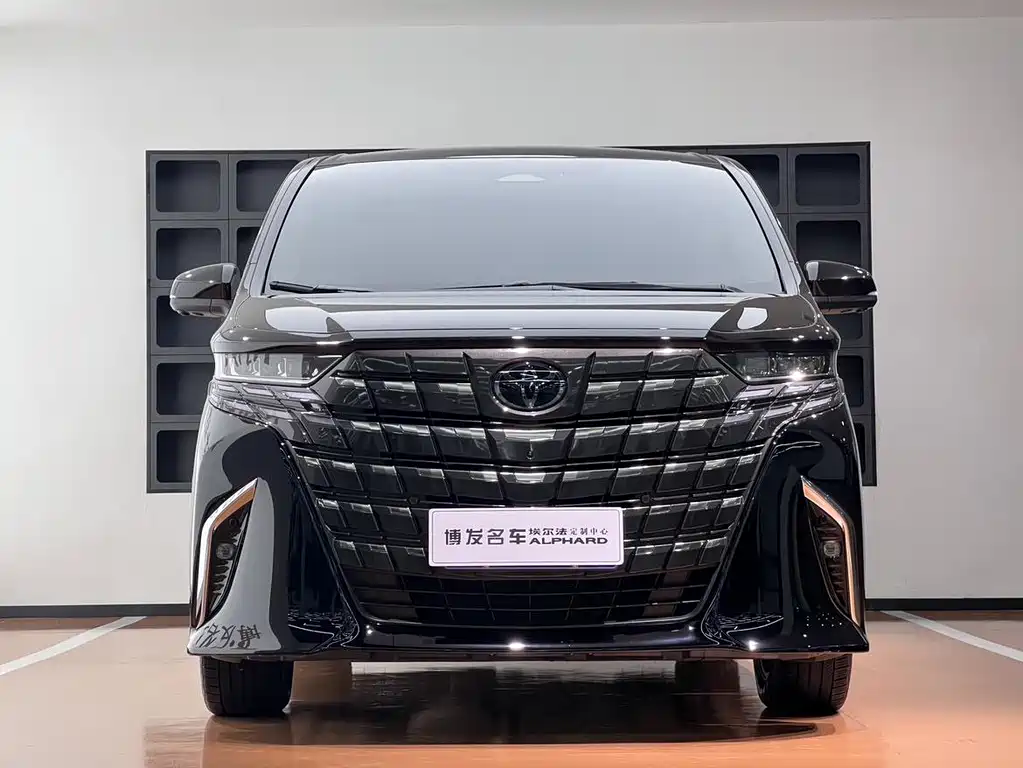 Toyota Alphard 2024 — фото 2