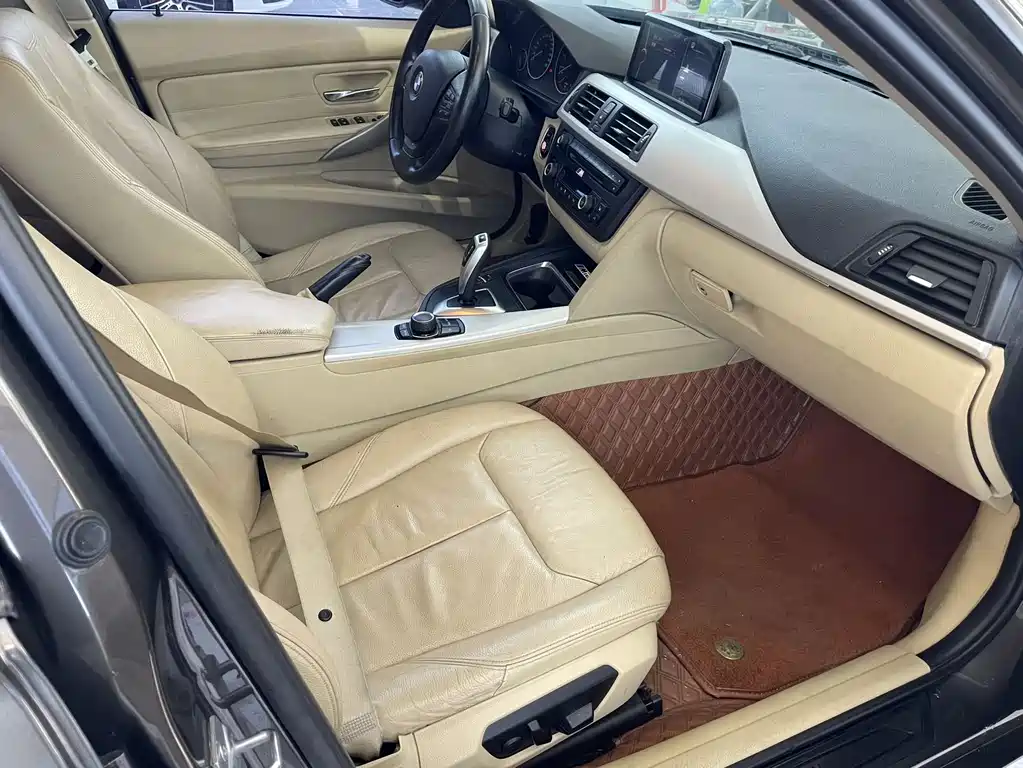 BMW 3 Series 2013 — фото 23