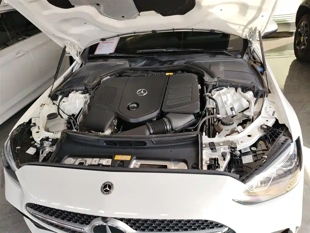 Mercedes-Benz C-Class 2024 — фото 20